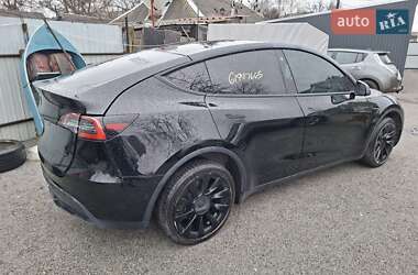Tesla Model Y  2020