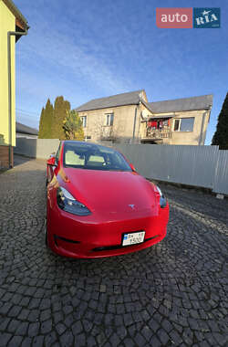 Tesla Model Y  2022