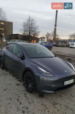 Tesla Model Y  2022