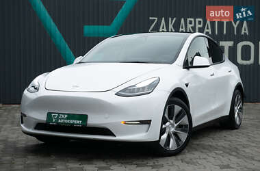 Tesla Model Y  2021
