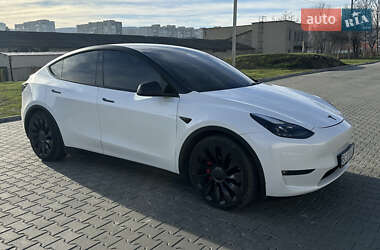 Tesla Model Y  2022