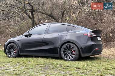 Tesla Model Y  2022