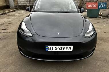 Tesla Model Y  2023