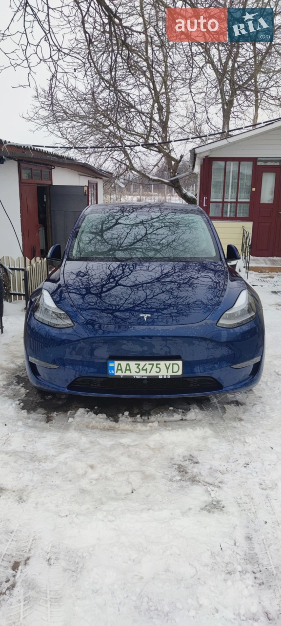 2024 Tesla Model Y - мініатюра 3