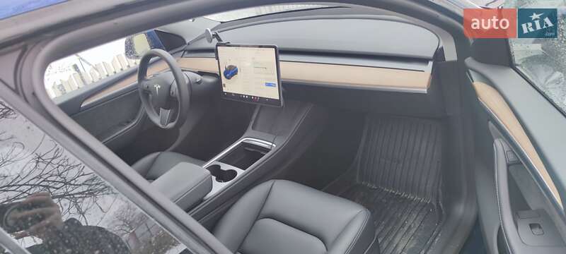 Позашляховик / Кросовер Tesla Model Y 2024 в Києві