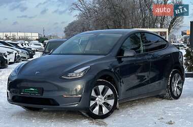 Tesla Model Y  2022