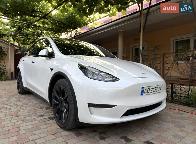 Внедорожник / Кроссовер Tesla Model Y 2021 в Ужгороде