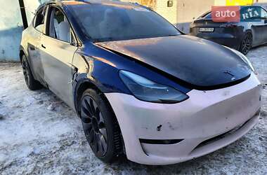 Tesla Model Y 2022