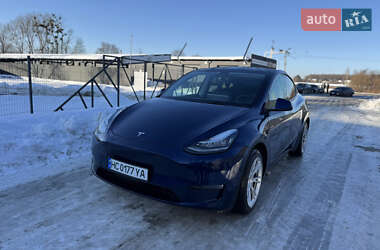 Tesla Model Y  2022