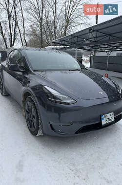 Tesla Model Y  2023
