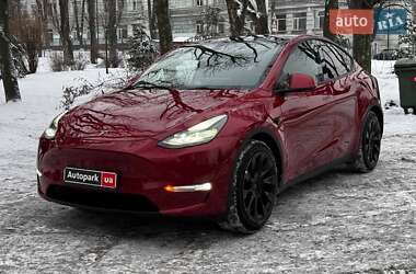 Tesla Model Y  2022