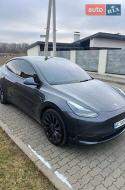 Tesla Model Y 2021