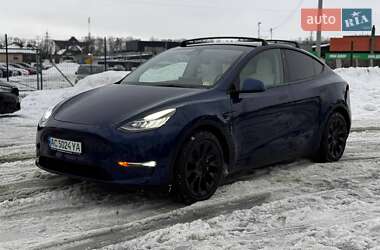 Tesla Model Y 2021