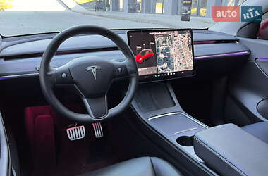 Внедорожник / Кроссовер Tesla Model Y 2021 в Львове