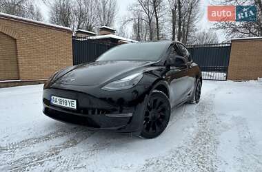 Tesla Model Y  2021
