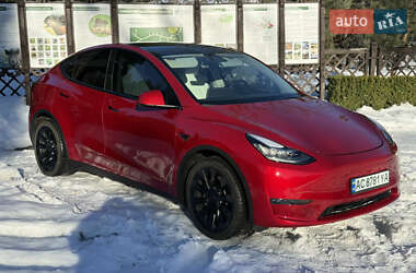 Tesla Model Y 2021