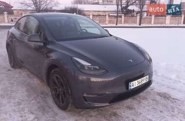 Tesla Model Y  2023