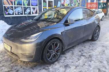 Tesla Model Y  2022