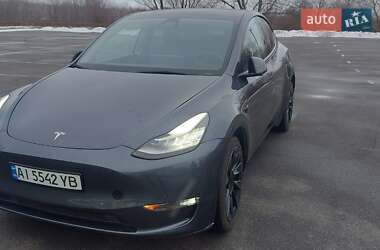 Tesla Model Y  2022