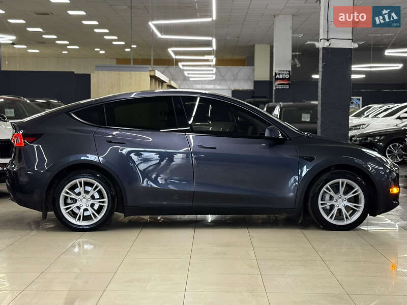 Внедорожник / Кроссовер Tesla Model Y 2023 в Николаеве фото 5 Внедорожник / Кроссовер Tesla Model Y 2023 в Николаеве