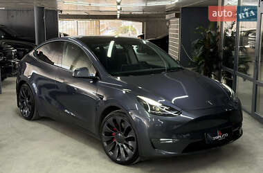 Tesla Model Y  2022