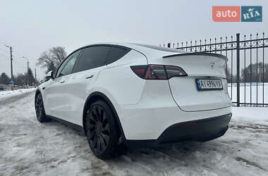 Позашляховик / Кросовер Tesla Model Y 2021 в Ірпені