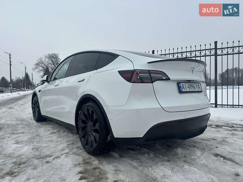 Позашляховик / Кросовер Tesla Model Y 2021 в Ірпені