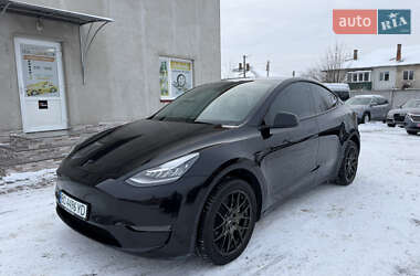 Tesla Model Y  2022