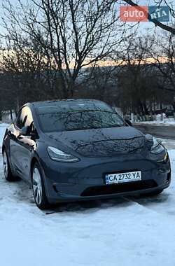 Tesla Model Y 2021