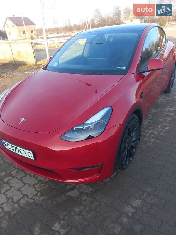 Tesla Model Y 2022
