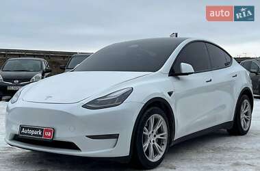 Tesla Model Y  2020