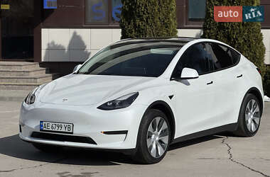 Tesla Model Y  2022