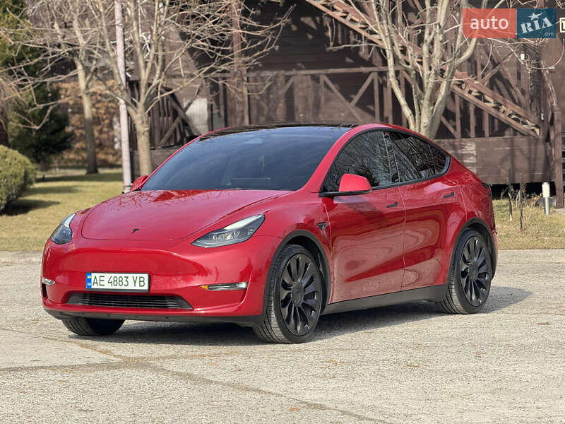 Позашляховик / Кросовер Tesla Model Y 2023 в Дніпрі фото 3 Позашляховик / Кросовер Tesla Model Y 2023 в Дніпрі