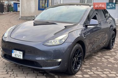 Tesla Model Y  2020