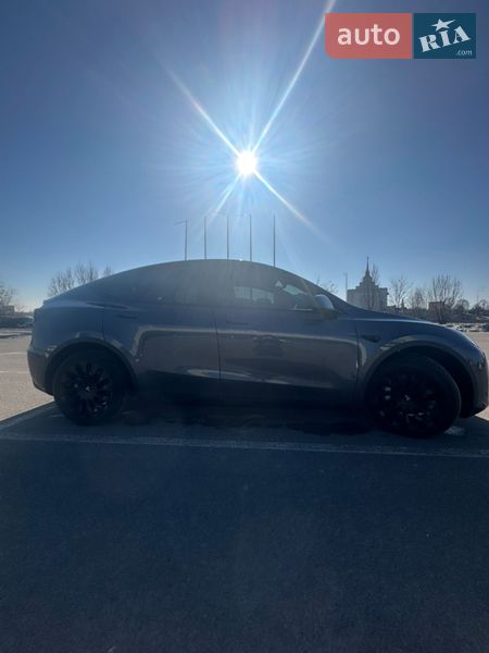 Внедорожник / Кроссовер Tesla Model Y 2023 в Киеве фото 5 Внедорожник / Кроссовер Tesla Model Y 2023 в Киеве