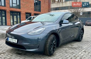 Tesla Model Y  2020