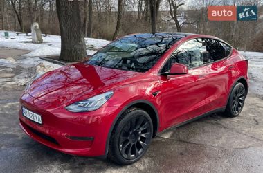 Tesla Model Y  2023