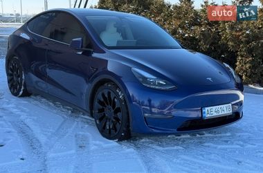 Tesla Model Y  2022