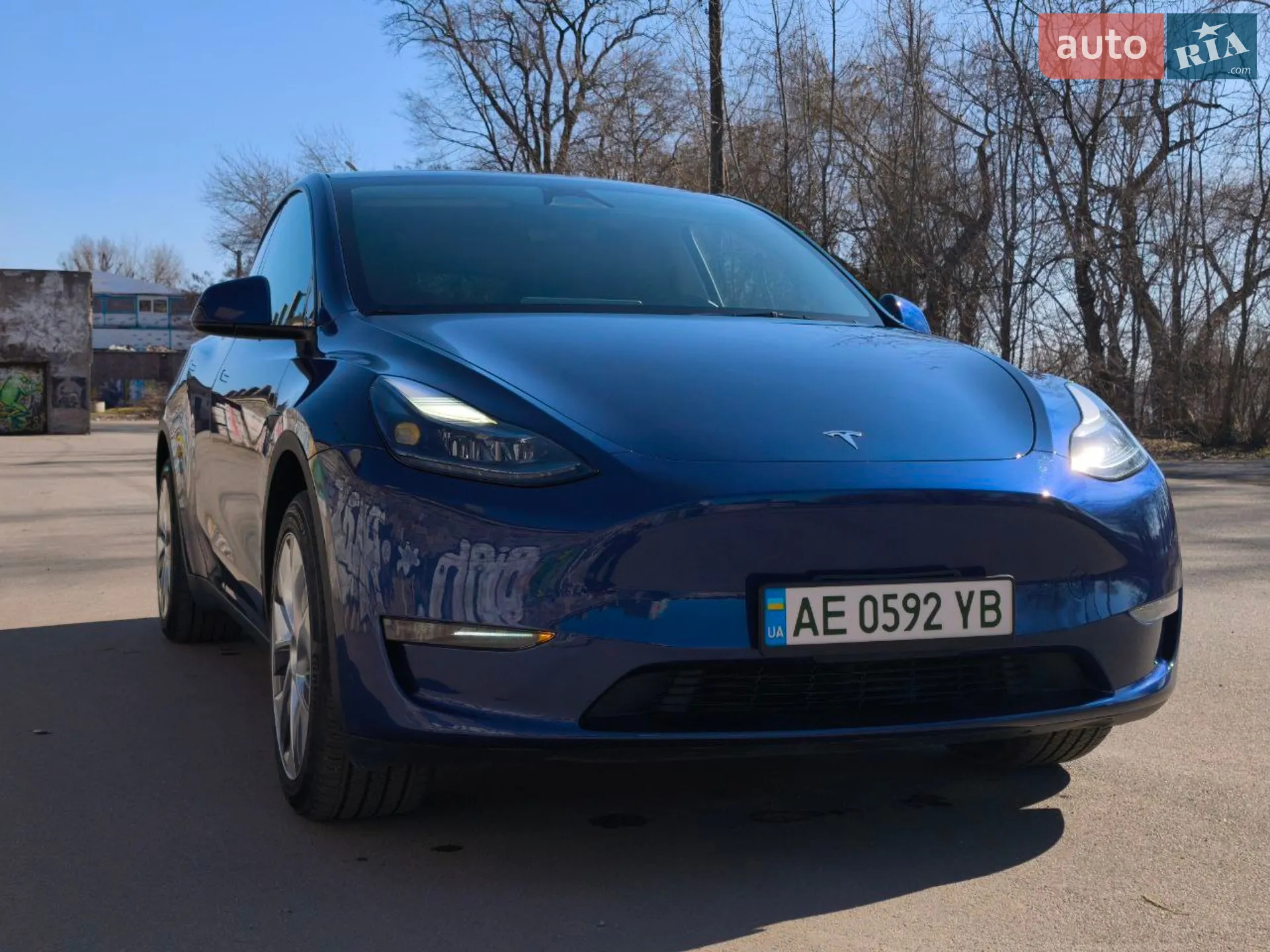 Tesla Model Y 2024 VIN 7SAYGDED5RF082102 фото оголошення 5 з 28