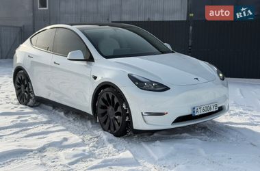 Tesla Model Y  2020