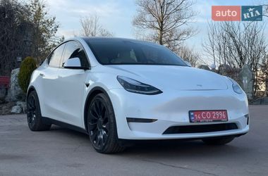 Tesla Model Y 2020