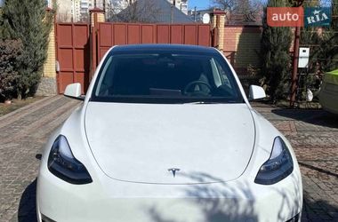Tesla Model Y 2022