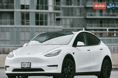 Tesla Model Y 2023
