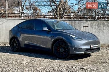 Tesla Model Y  2022