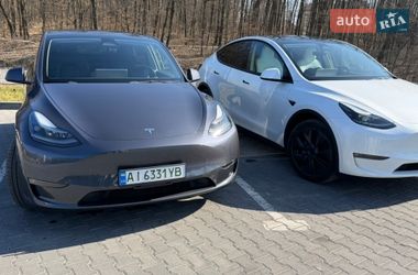 Tesla Model Y  2022