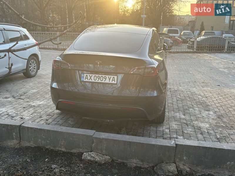Внедорожник / Кроссовер Tesla Model Y 2024 в Харькове фото 4 Внедорожник / Кроссовер Tesla Model Y 2024 в Харькове