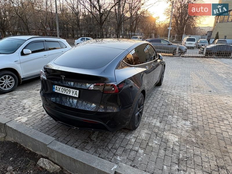 Внедорожник / Кроссовер Tesla Model Y 2024 в Харькове фото 5 Внедорожник / Кроссовер Tesla Model Y 2024 в Харькове