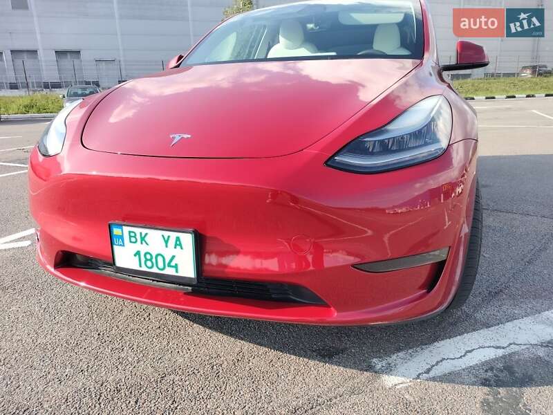 Внедорожник / Кроссовер Tesla Model Y 2023 в Ровно
