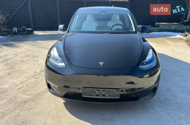 Tesla Model Y 2022