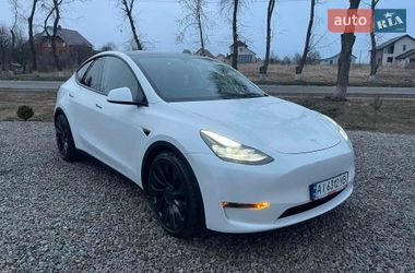Tesla Model Y 2022